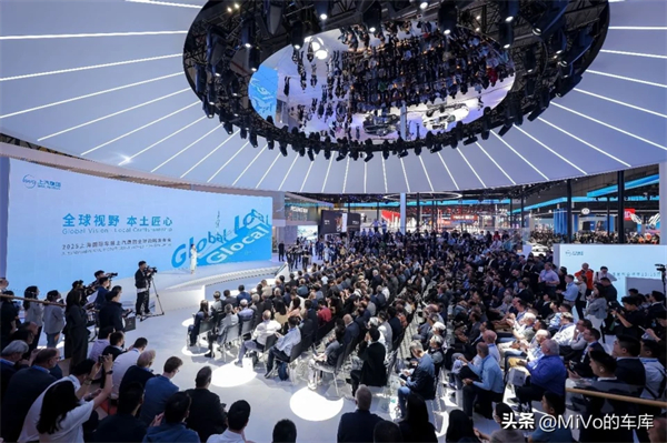 上汽破殼重生，一路向“新”而行