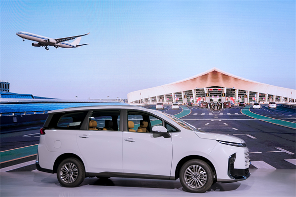 大空間、更省錢、長續(xù)航，“國民家用MPV”上汽大通G50混動MPV開啟預(yù)售，滿足家庭用車、旅游出行等全需求！