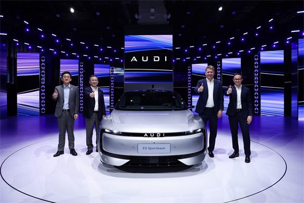 雙王牌首秀，領(lǐng)潮2025上海車(chē)展